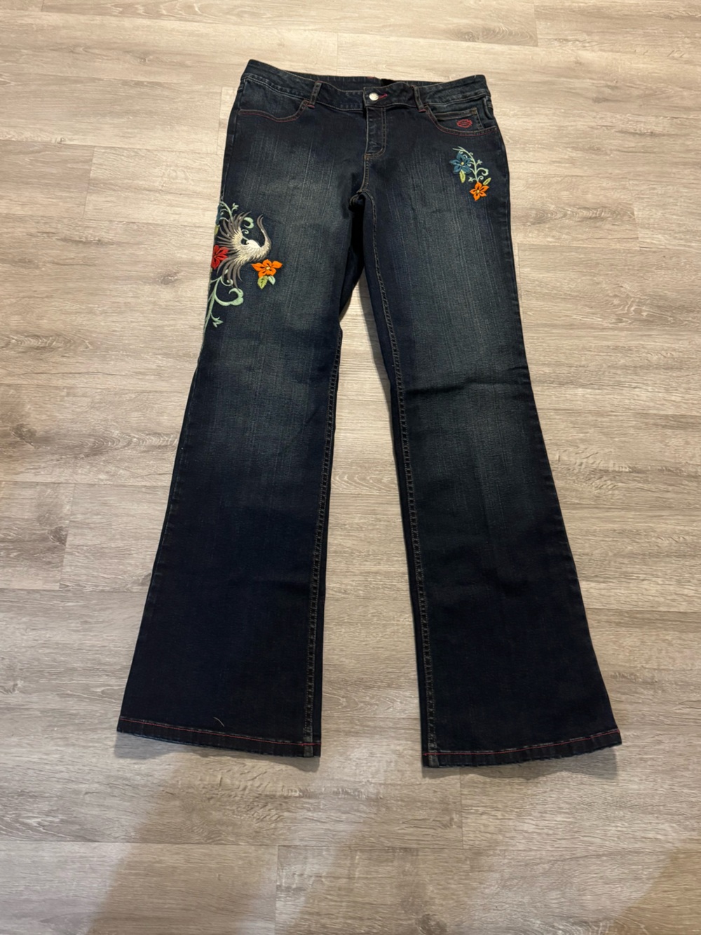 NWT Harley Davidson dark Wash Women's Jeans with Floral Embroidery Size 12 L